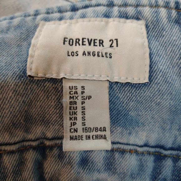 Size Small juniors DENIM Overalls - Picture 9 of 16